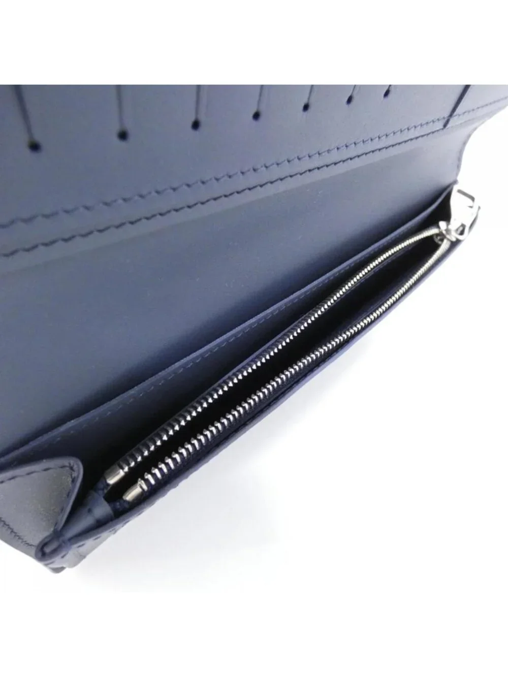 Louis Vuitton LV Aerogram Portefeuille Brazza Wallet
